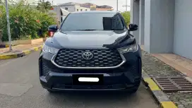 Km 3 ribu toyota kijang innova zenix v bensin 2024 hitam cash kredit