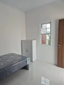 Kos AC kamar mandi dalam