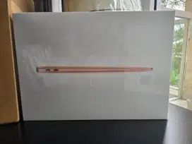 Apple Macbook Air 13 (M1) - 100% New !