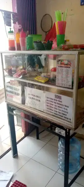 Fore sales etalase+meja besi
