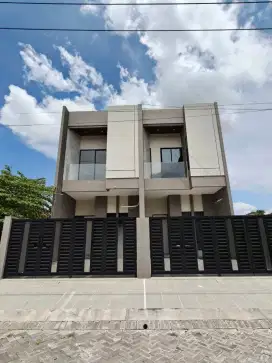 RUMAH BARU TENGGILIS MEJOYO SELATAN
