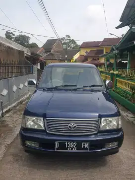 Toyota kijang LGX 2001