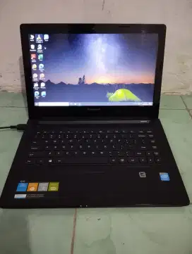 Lenovo G40. Celeron 8/256Gb