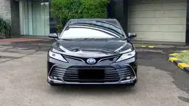 Toyota Camry 2.5 Hybrid TSS Sunroof Camera360 Facelift 2022 Like New