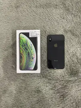 IPhone XS 256GB Gray mulus Fullset BH 88% Sinyal Permanent