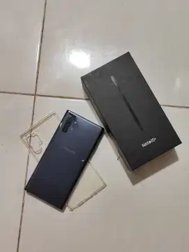 Samsung Note 10 Plus 12 256 98% Tangan Pertama Tidak ada minus Perfect