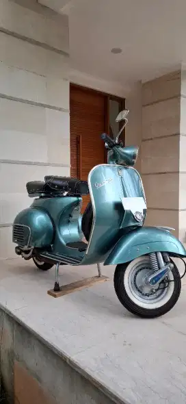Vespa vbb thn 1964 biru