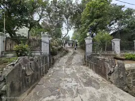 Rumah Di Tanah Seluas 2740 m2