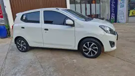 Ayla 1.0Manual 2021 bisa kredit DP 5 jt Angs 2,8 x4 th DAN & 2,5 x5 th