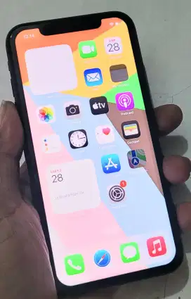 Iohone xr 64gb hp charger
