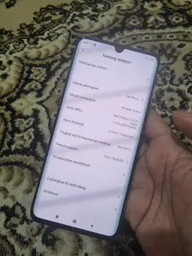 Mi note 10 pro 8/256
Layar amoled 
Minus backdoor retak
Unit only