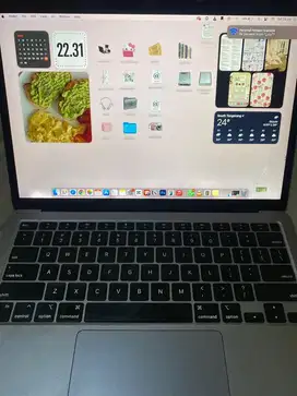 Macbook Air M1 8/256 gb + Bonus USB port UGREEN