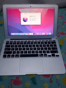 Macbook air 11 inc 2015 intel core i5 Ram 4 SSD 128 gb cc 570