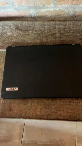 Acer Travelmate P214
Intel Core i5-10210U (Gen 10)
