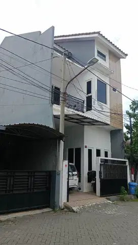 rumah dekat gwalk dan pasar modern citraland