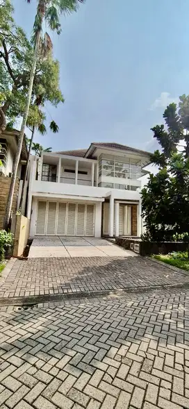 DIJUAL RUMAH DIAMOND HILL CITRALAND HOOK DEKAT CIPUTRA HOSPITAL