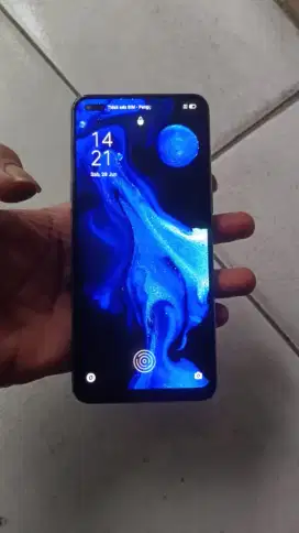 Oppo Reno 4 8+3/128 no minus
