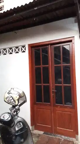 Kos putri Bestari di dekat JNM, SMAN 1 Yogyakarta, Asri Medical Centre