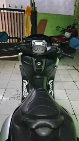Di jual yamaha nmax connected 2022