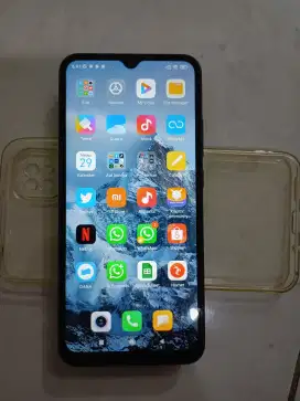 Dijual Redmi 10A, Internal 64 GB, Ram 4+1 GB, mulus lancar ORI. Nego
