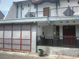 Dijual / Disewakan Rumah MULYOSARI 2 lANTAI dekat Raya Mulyosari