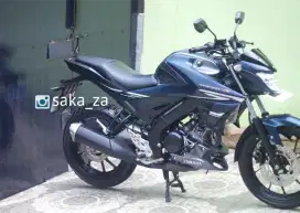 ( KM 4 RIBU ) Yamaha Vixion R 155  2019 , Pajak hidup , kaleng panjang