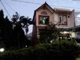 Disewakan/Dikontrakan Rumah 2 Lt, 60/120