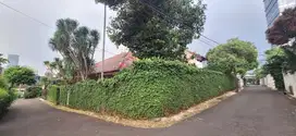 JUAL RUMAH HOOK NYAMAN 300 METER DARI CITOS JAKSEL PERUNTUKAN WISMA