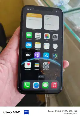 Iphone xr 64 second
