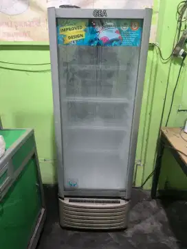 Jual Showcase atau Kulkas GEA