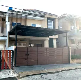 Jual rumah bagus. Sisp huni. Di Jalan Utama Nusa Indah.