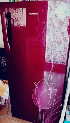 Kulkas Polytron 1 Pintu merah Murah bagus