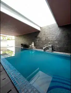Dijual Rumah Graha Family Golf View Lengkap Dengan Pool
