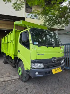 Hino Dutro 136HD Xpower Bak besi 3 Way 2022 pmk 2023