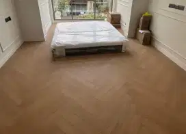 Lantai vinyl kayu anti rayap harga terjangkau