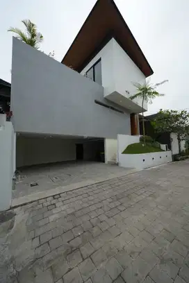 Villa Luxury Modern Mertasari Jimbaran Bali
