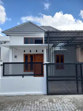 Dijual Rumah Bagus Minimalis dalam peruamhan Tamanan Bantul