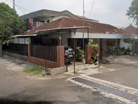 Rumah dijual jalan buah buahan dekat jalan kawi malang