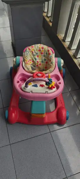 baby Walker chocolate 2 in 1