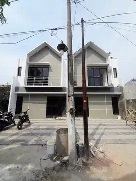 Rumah mewah 2lt 800jutaaan dkt tol cibubur