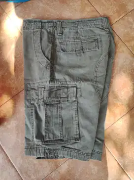 celana uniqlo cargo