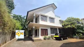 Rumah 3 Lantai Siap Huni di Area Tebet