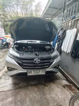 Toyota Rush 1.5 G M/T