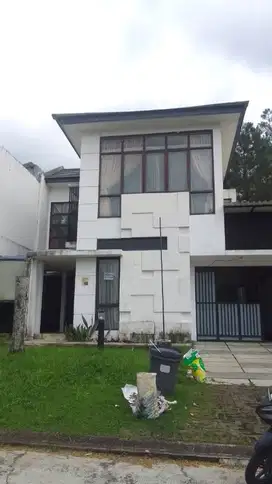 Disewakan Rumah minimalis dekat Jungleland Sentul