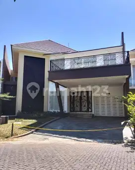 Rumah Malibu beach Modern Minimalis Baru Gress . Surabaya Timur