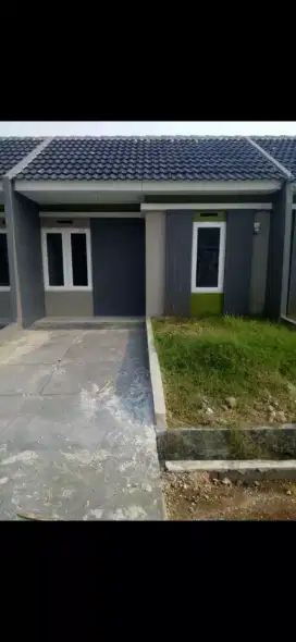 Disewakan rumah kompleks puri arraya
