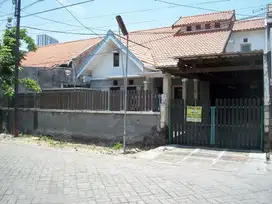 Rumah di Jemur Andayani