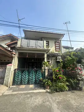 Dijual Cepat Rumah 2 Lantai Di Taman Nargogong Indah Bekasi