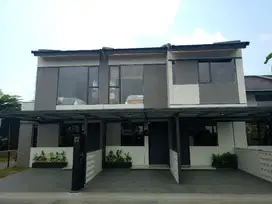 Rumah Minimalis konsep Mezzanine di Gading Serpong