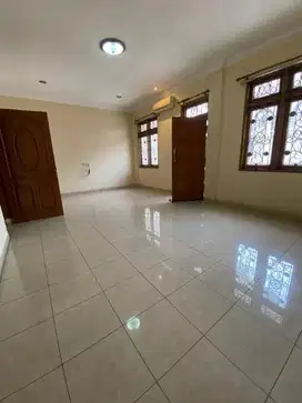 HOT SALE! Rumah Rapih Siap Huni Di Sunter Griya Inti Sentosa, Nego